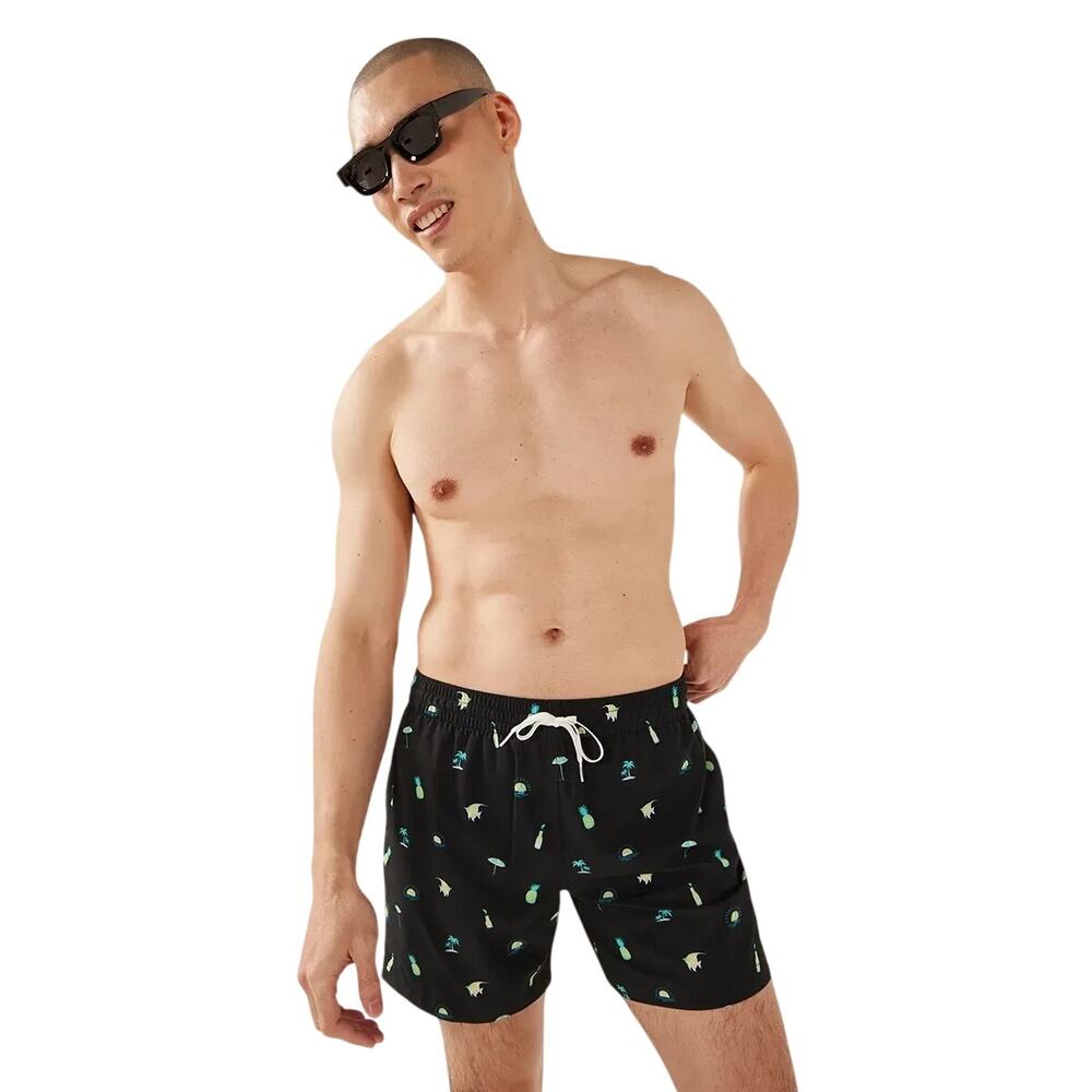 Chubbies Mens The Beach Essentials 5.5" Classic Swim Trunks Size Small